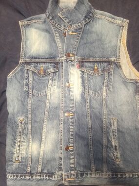 Levi's  Blue Denim Vest with Chest Pockets New Never Worn